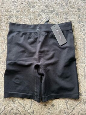 Savage X Fenty FRAME WORK BIKE SHORT (L)